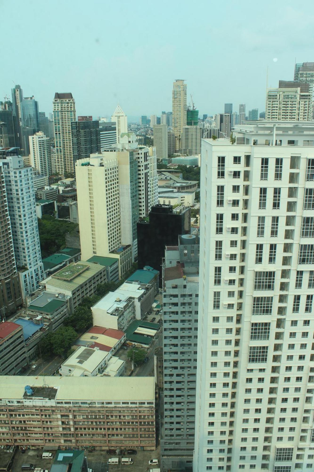 Affordable Makati Serviced Apartments Manila Exterior foto