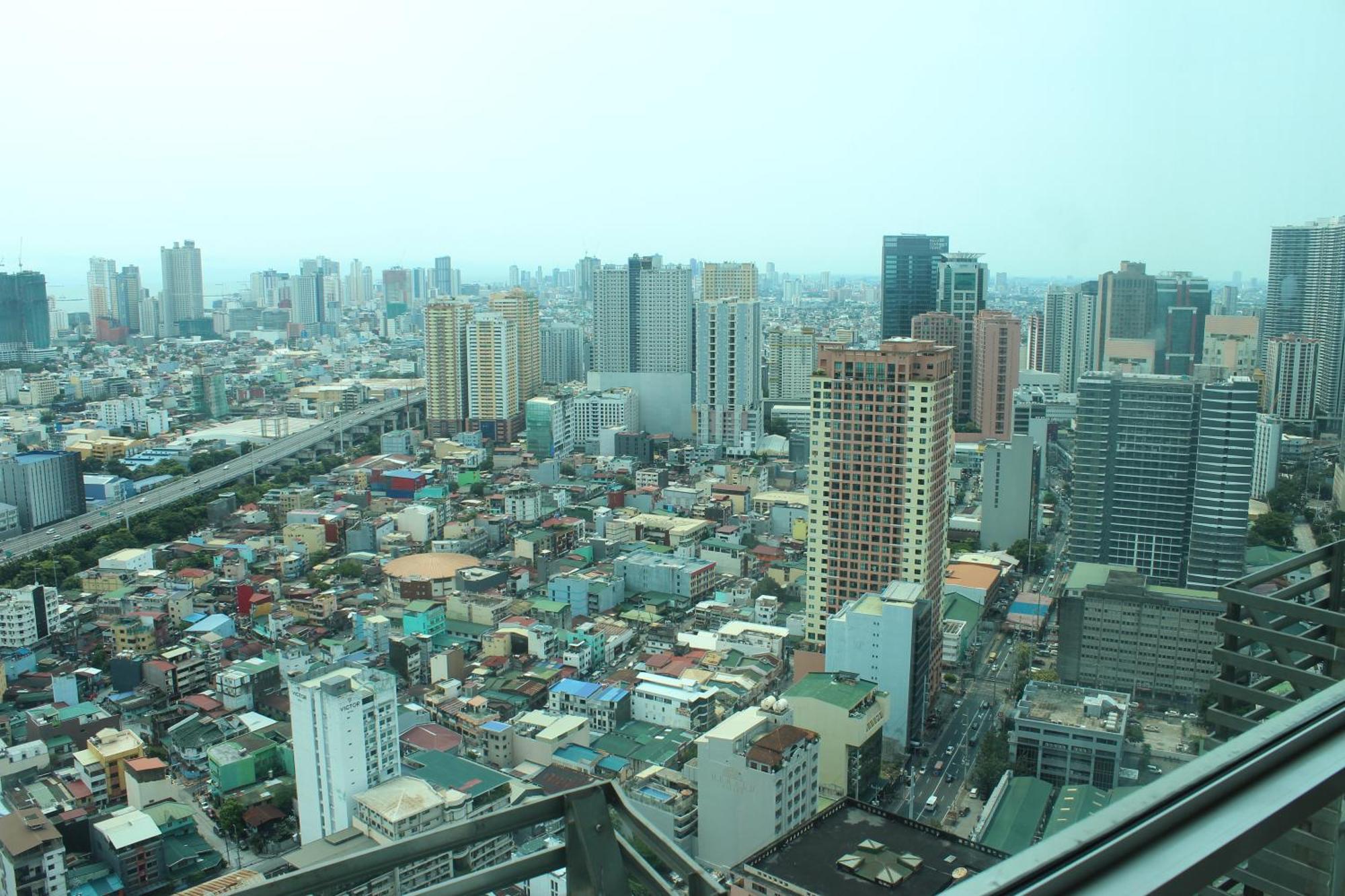 Affordable Makati Serviced Apartments Manila Exterior foto